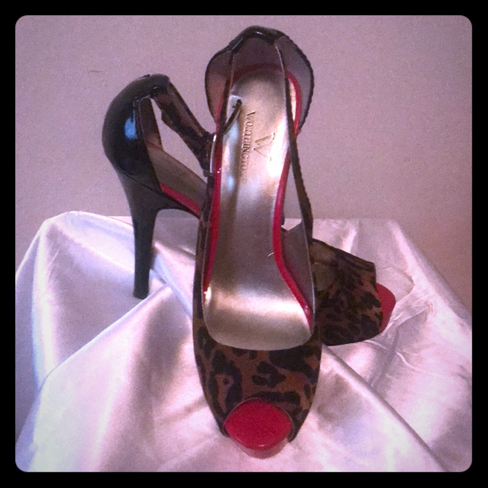 Worthington  KAIRO animal print heels